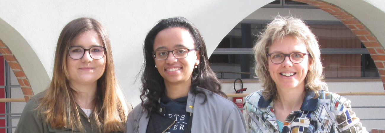 de g à d : Angélina Ricotta, Margaux Delbé et Isabelle Duband