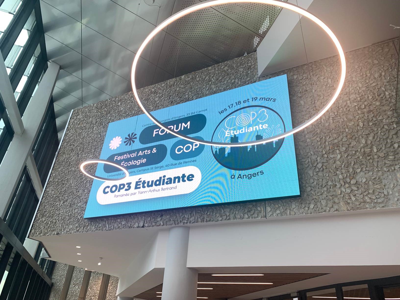 ecran cop3 etudiante angers