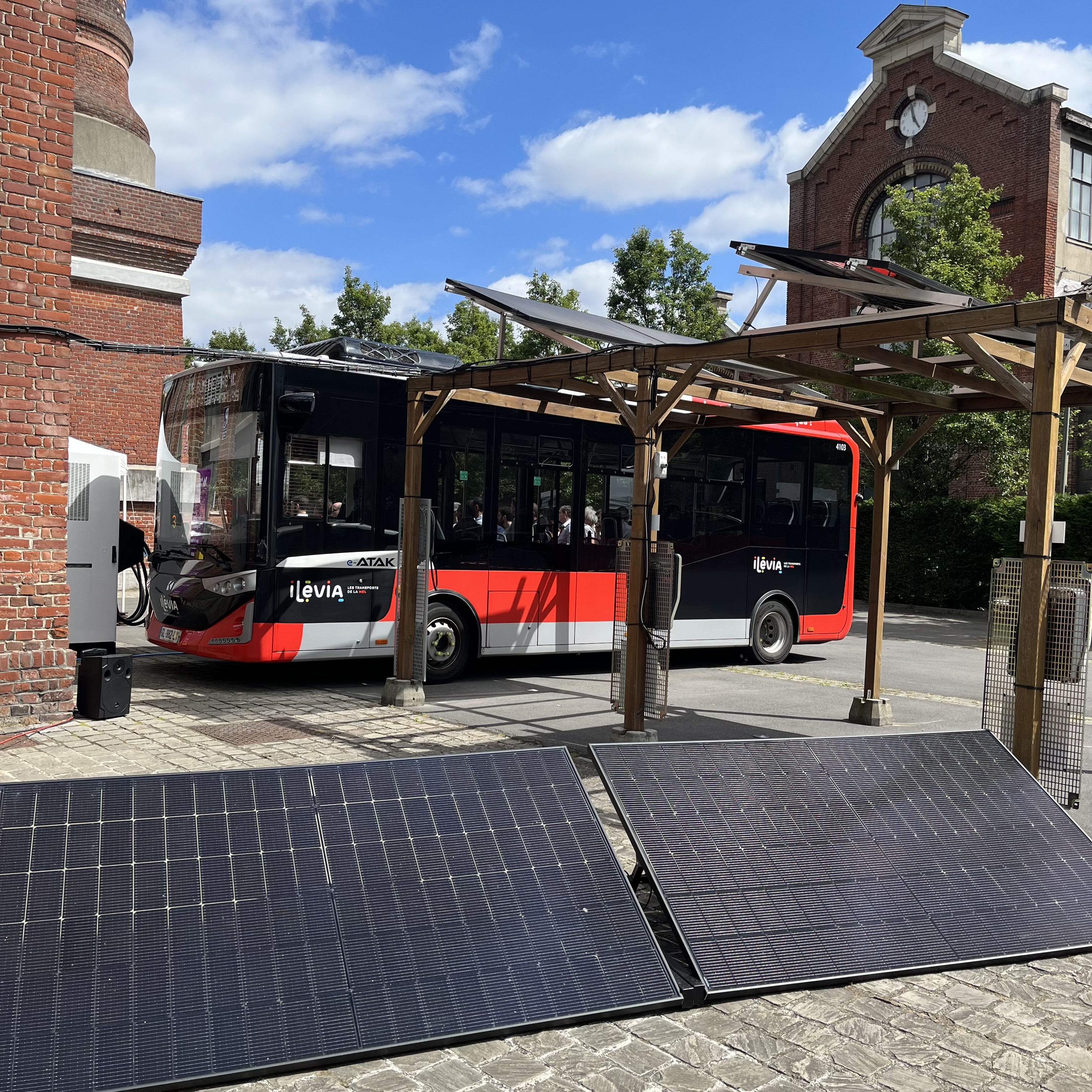 Recharge intelligente des bus électriques