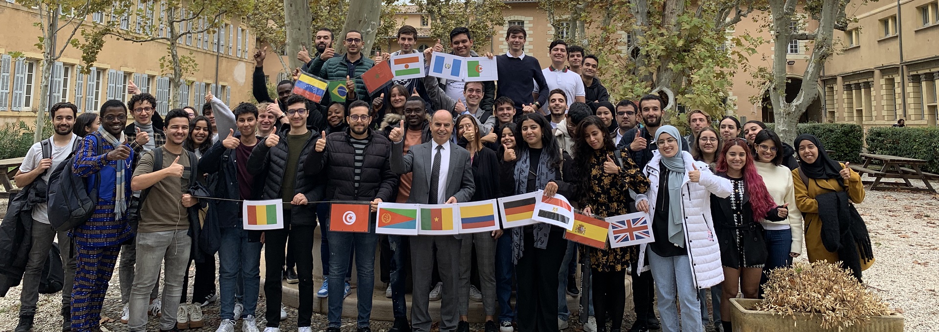 Un étudiant allemand en échange international sur le campus aixois