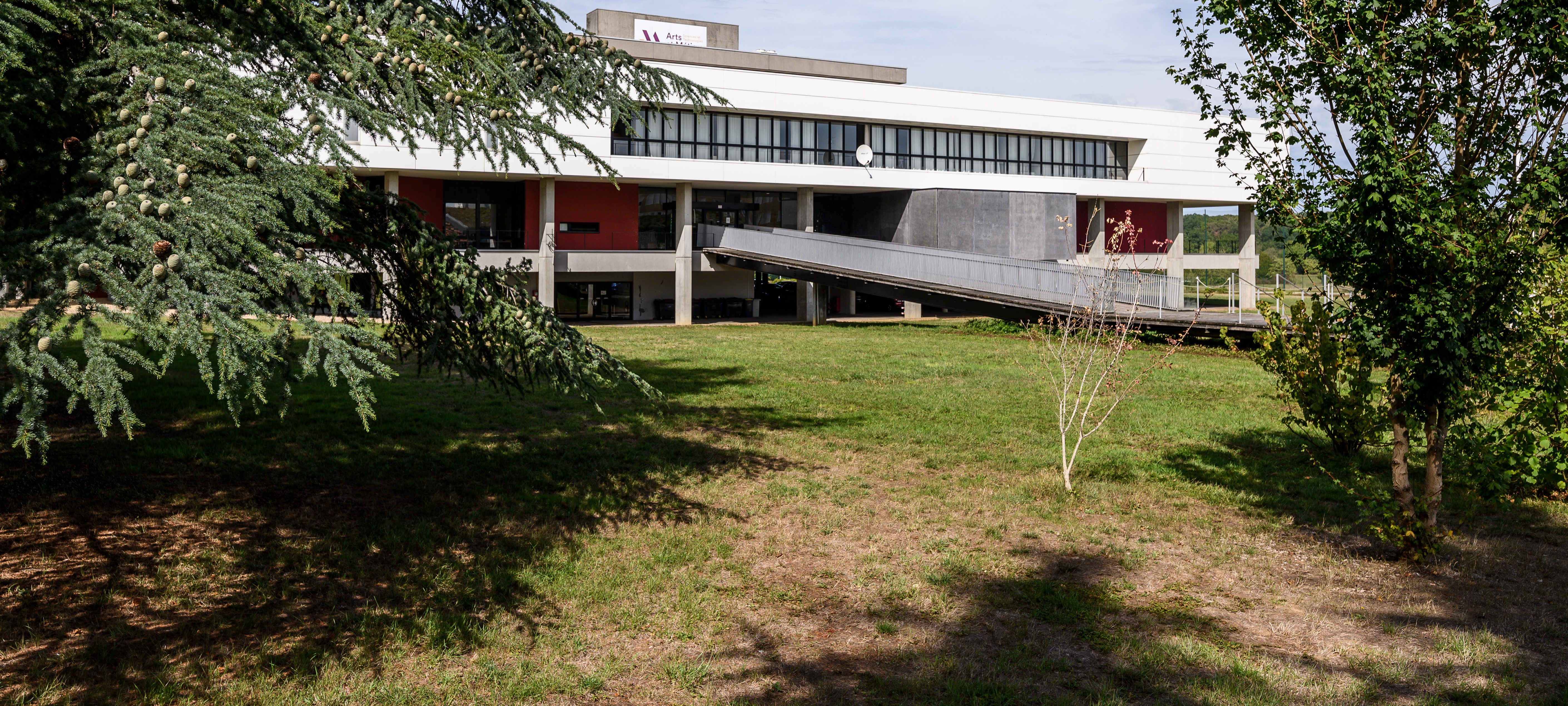 Ingénieur Arts et Métiers Mécanique et Mécatronique spécialité Conception et Exploitation d’Équipements Industriels (banner)