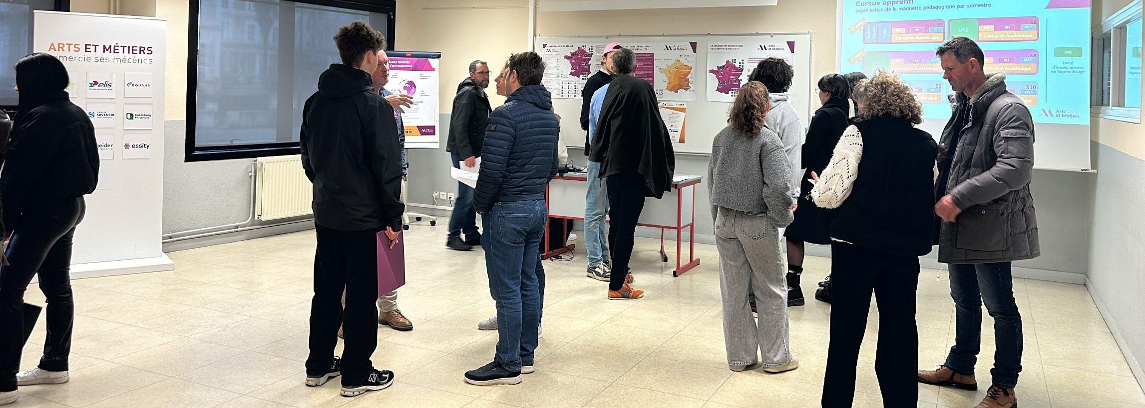 Le grand établissement de technologie, en France comme à l’étranger (banner)