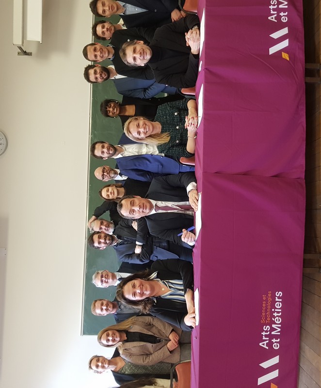 Les équipes de Capgemini Invent, Engineering et Application Services étaient venues en force pour la signature de la convention organisée sur le campus de Paris.