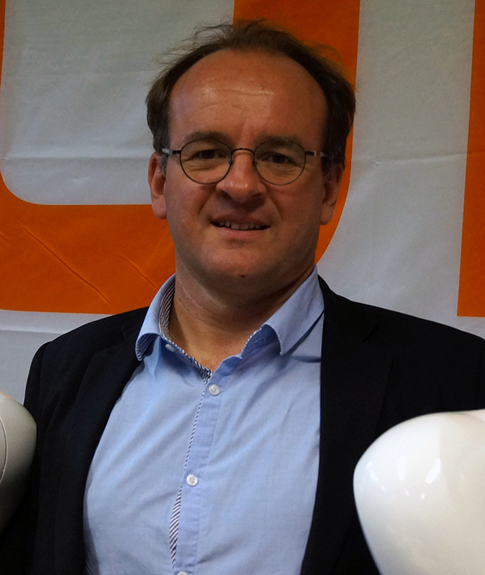 Olivier Gibaru, professeur des universités aux Arts et Métiers et responsable du projet européen ColRobot