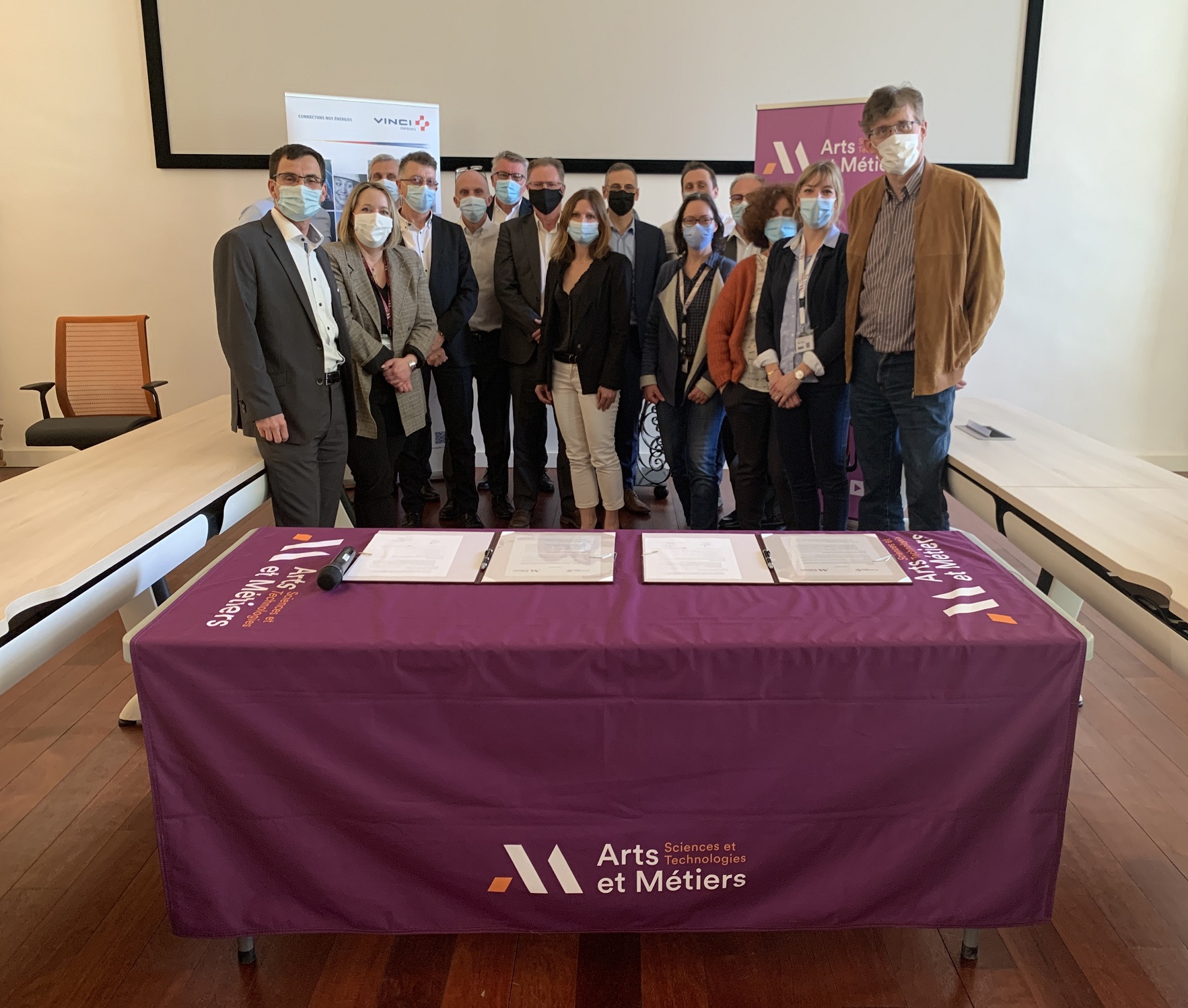 Signature équipe de dir VE AM