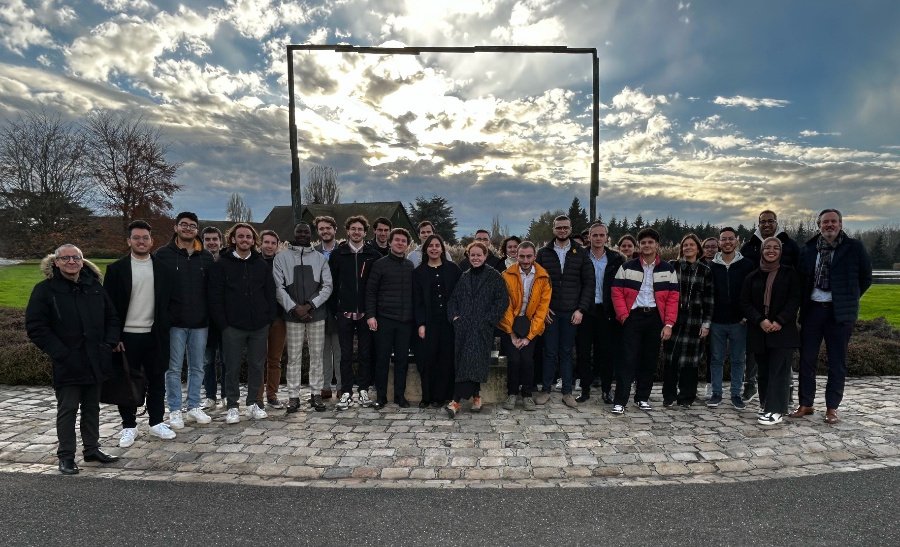 Visite du site historique de JCDecaux par des étudiants de PA9. Plaisir, 30 novembre 2023