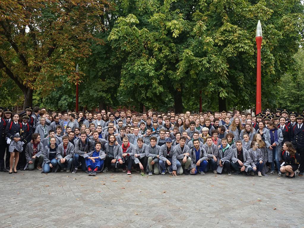 Après midi solidaire au service de la ville de Lille pour les élèves ingénieurs 