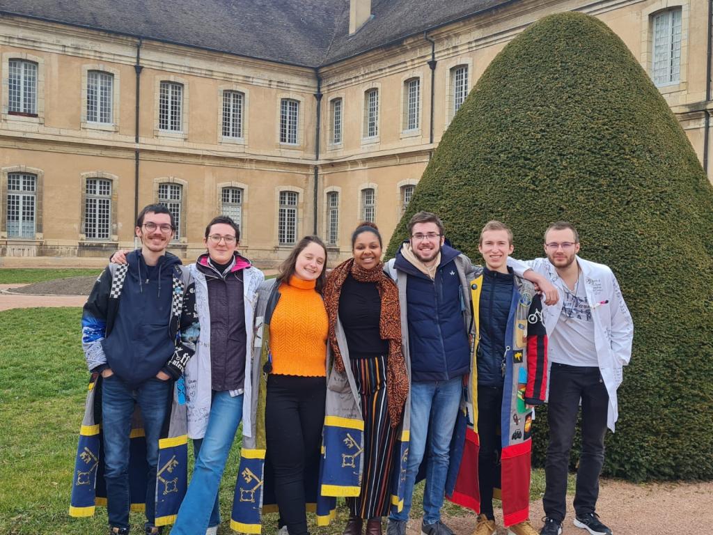 L'équipe d'étudiants du forum en Vrac à Cluny