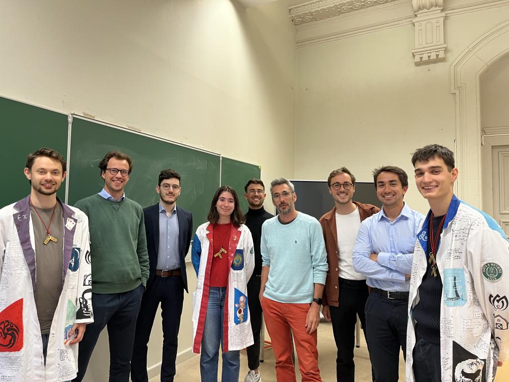 Photo de groupe en fin de journée