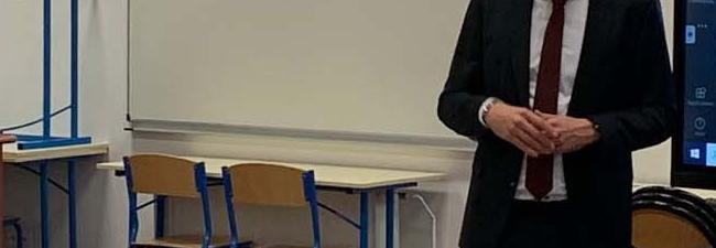 Paul Stief a soutenu sa thèse en visioconférence à l'issu du confinement