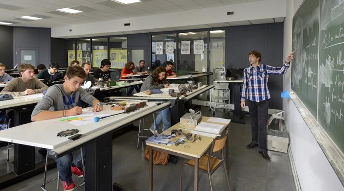 salle de classe étudiants bachelor