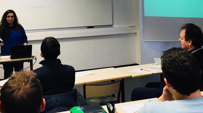 Karama Guimbal, ingénieure robotique chez BlueFrog Robotics