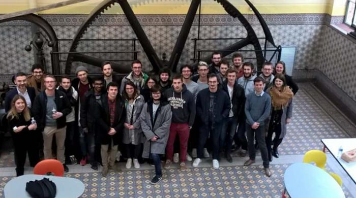 Groupe d'élèves lors d'un Business Lunch