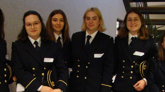 Les élèves ingénieures du campus de Cluny partagent leurs expériences avec les élèves du lycée Henru Parriat à Montceau les Mines