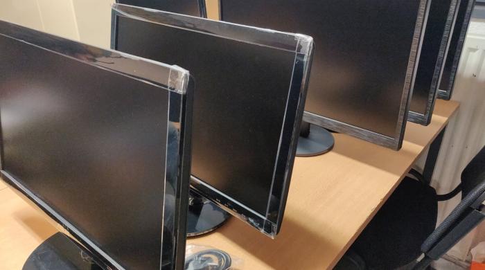 Le matériel informatique peut être réservé par les étudiants pour suivre au mieux le cours à distance