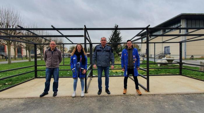 photo bicycle shelter apprentices chalons