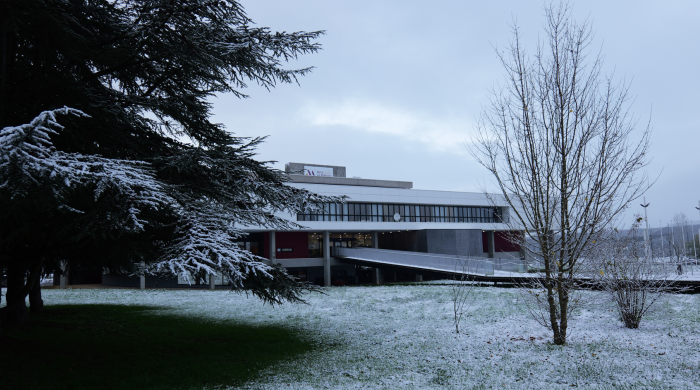 campus arts et métiers ensam de metz sous la neige